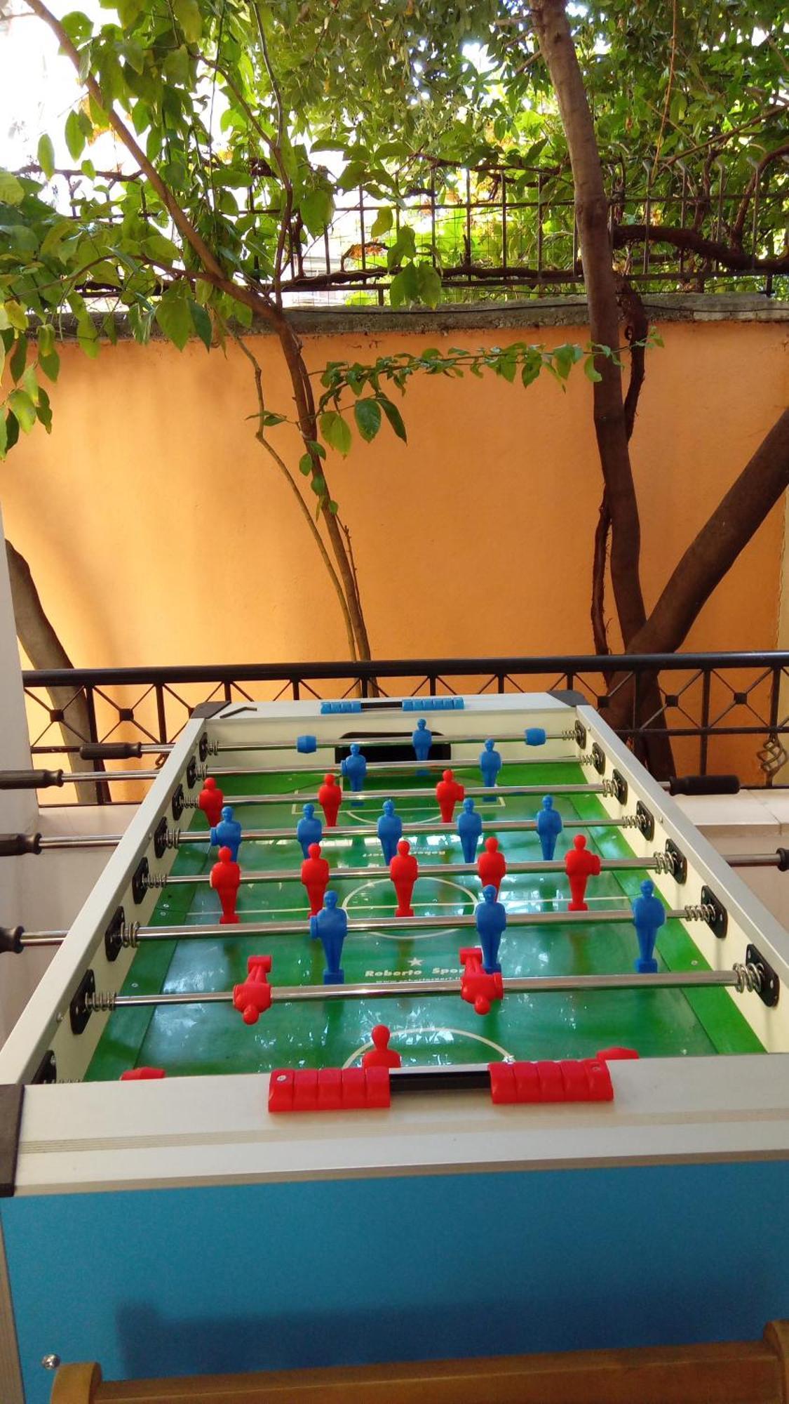 Mandarine Hostel Tiranë Luaran gambar