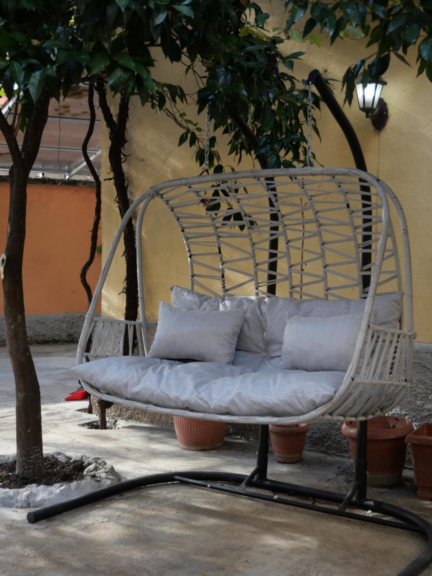 Mandarine Hostel Tiranë Luaran gambar